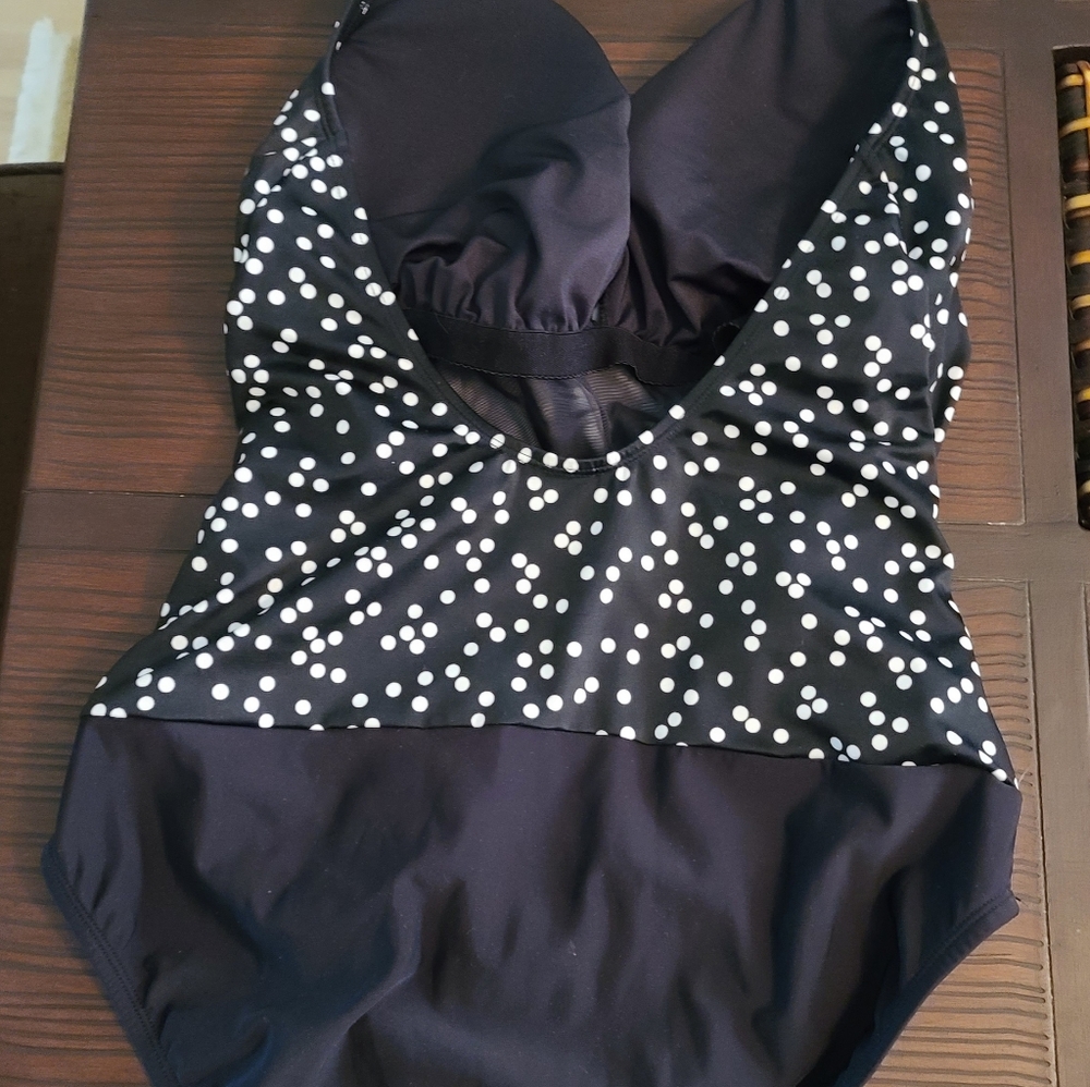Bathing Suit - Picture 2 of 3